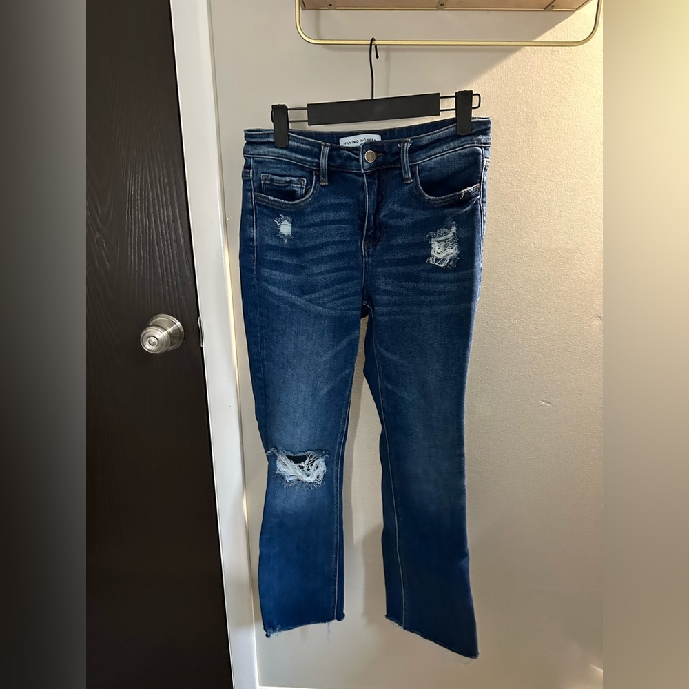FLYING MONKEY MID RISE CROP ANKLE FLARE
